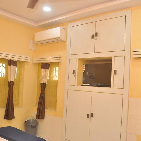 Chitrakut Bungalows Дварка Экстерьер фото