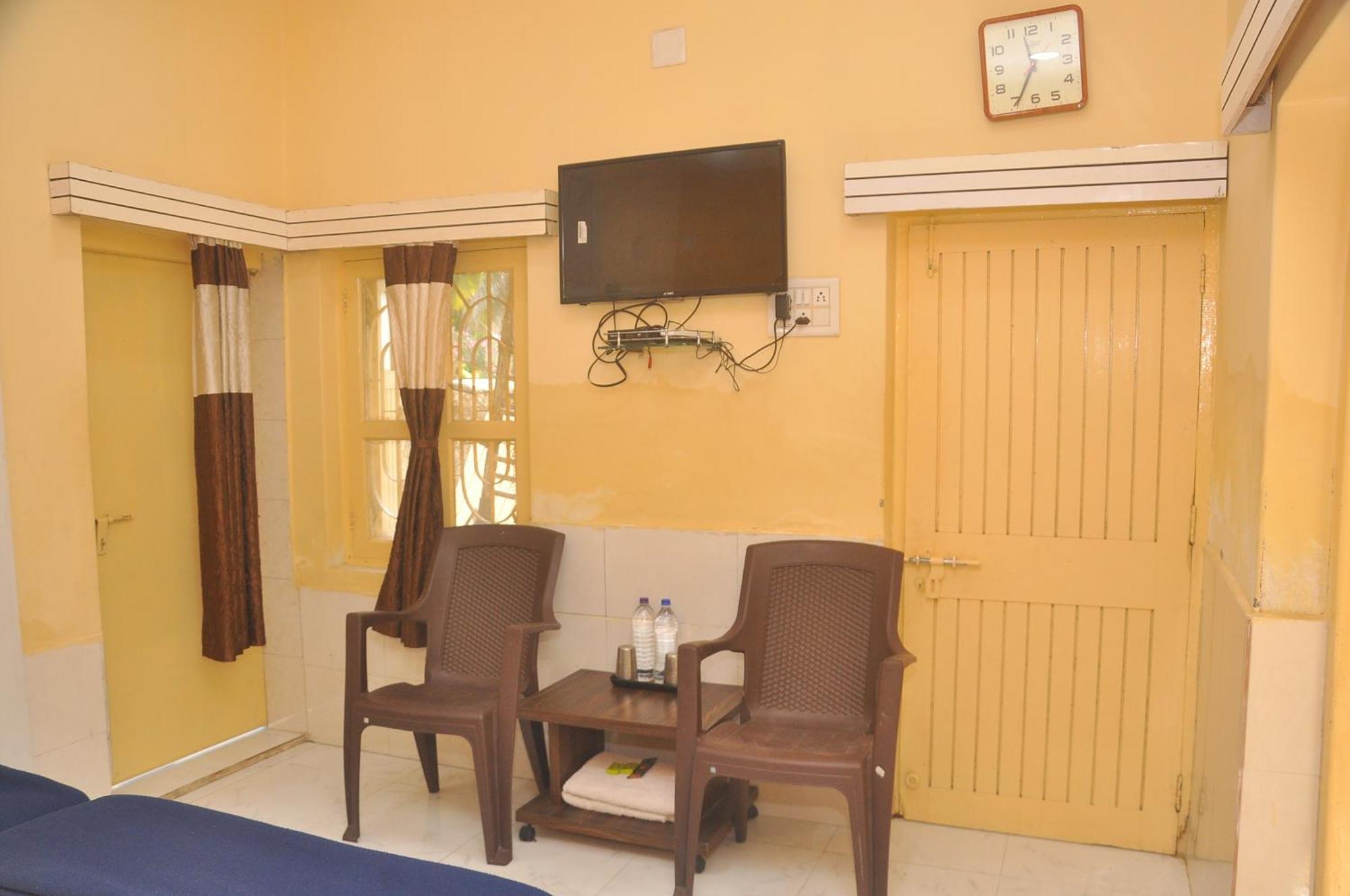 Chitrakut Bungalows Дварка Экстерьер фото